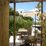 לינה וארוחת בוקר Casa Baia Luna