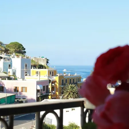 Casa Baia Luna Ponza